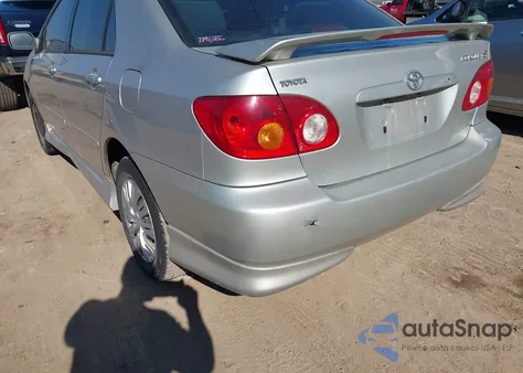 2003 Toyota Corolla S z USA, uszkodzony, nr VIN 1NXBR32EX3Z042239